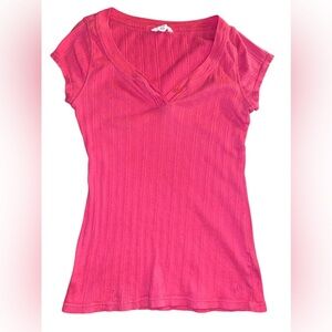 American Eagle Outfitters T-Shirt Pink Size Medium
